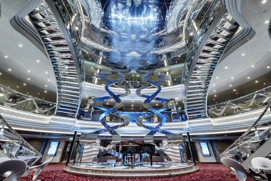 MSC Cruises MSC Meraviglia Infinity Atrium 2.jpg